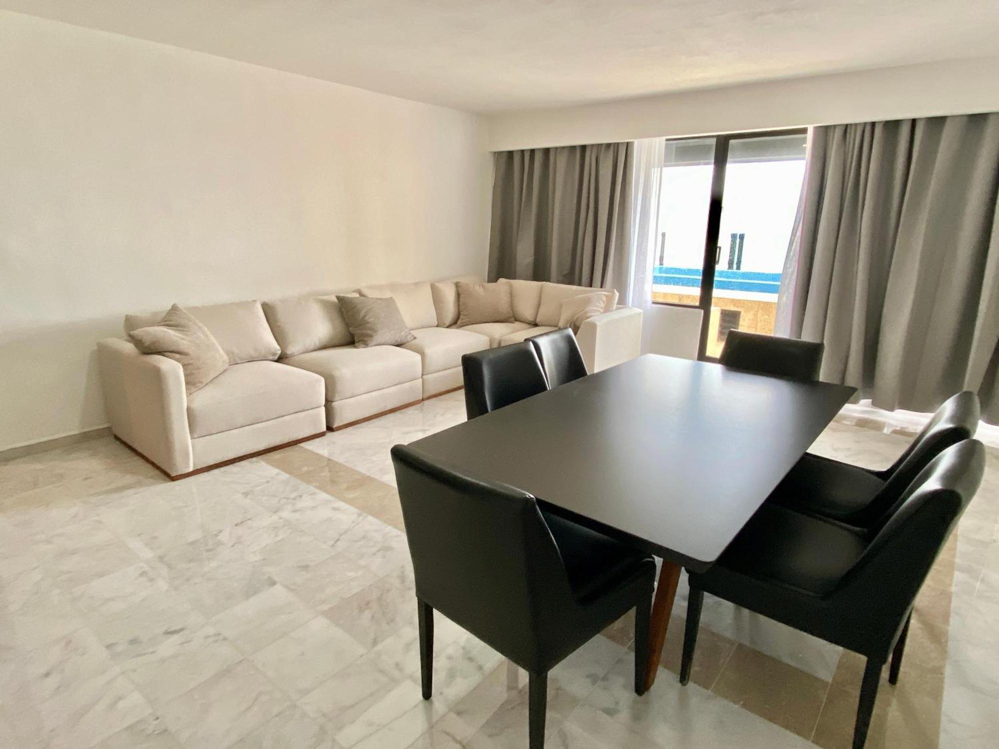 Condo In Ocean Front Resort Cancún Zimmer foto