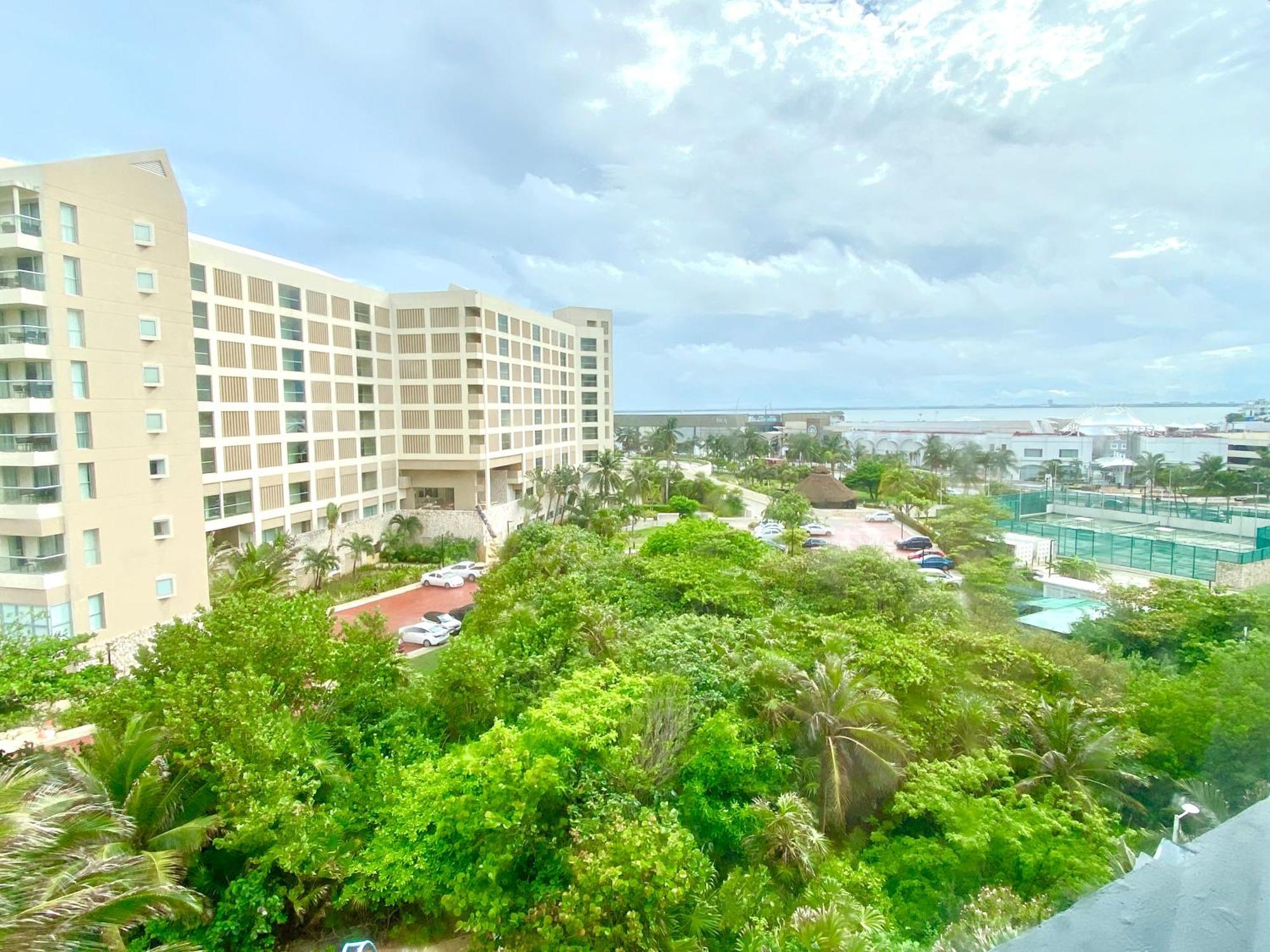 Condo In Ocean Front Resort Cancún Zimmer foto