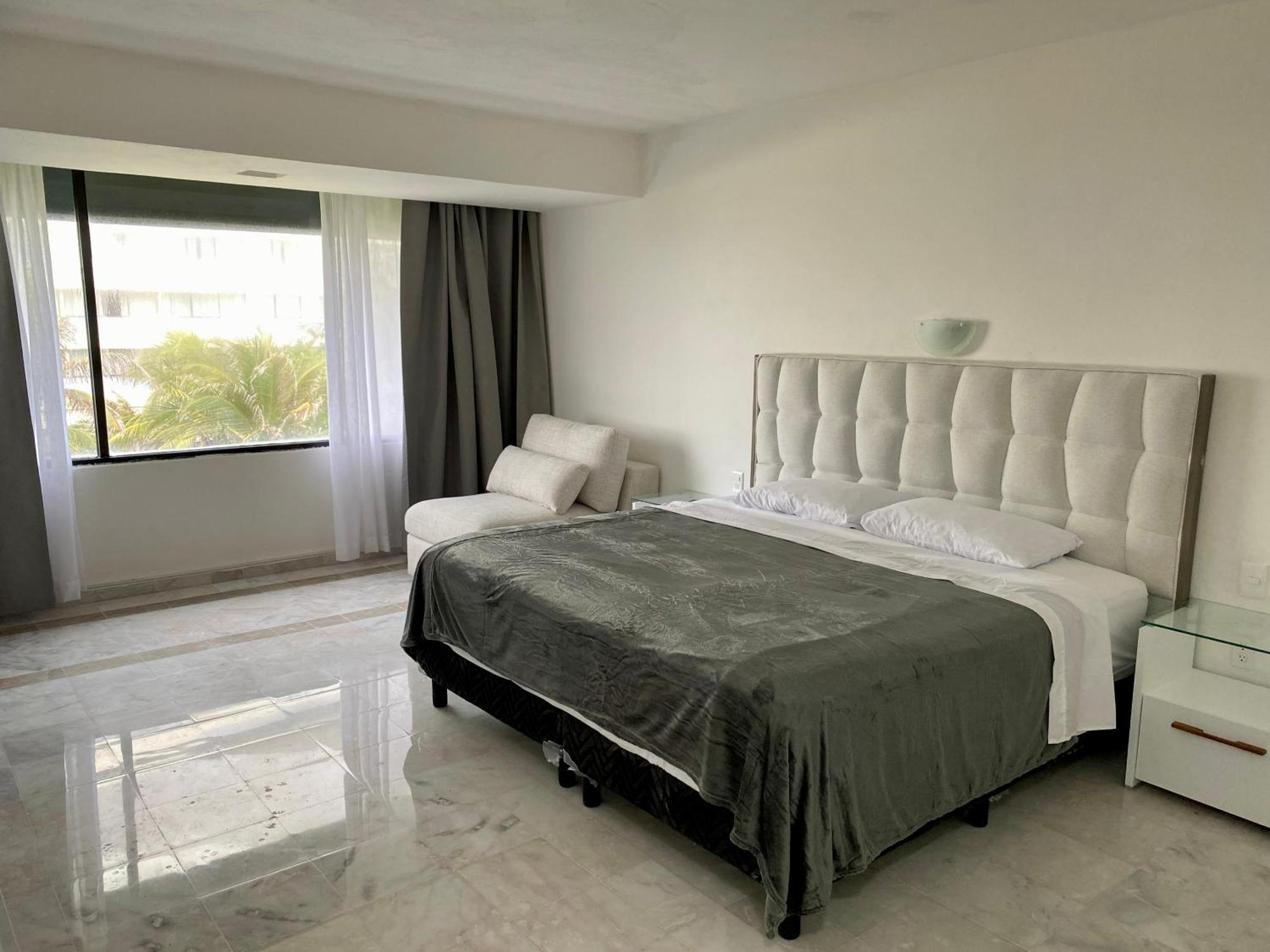 Condo In Ocean Front Resort Cancún Zimmer foto